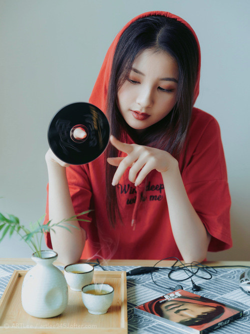 九游网-_冰雪艺术节：冰雕、冰舞与运动的融合_，这些冰雕艺术品太美了