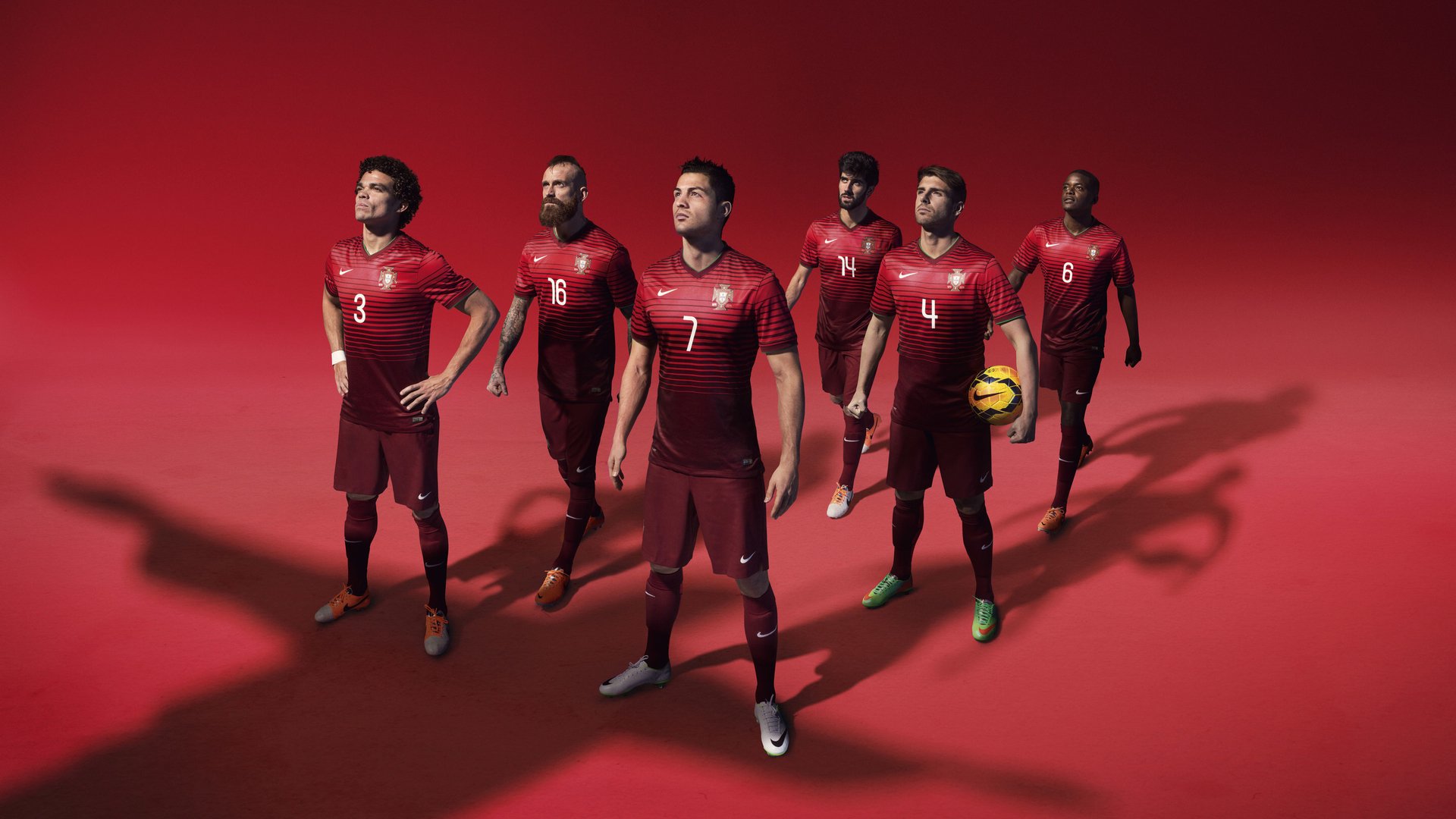 “飞跃”赛段：那些令人屏息的跳跃瞬间集锦，飞跃动作