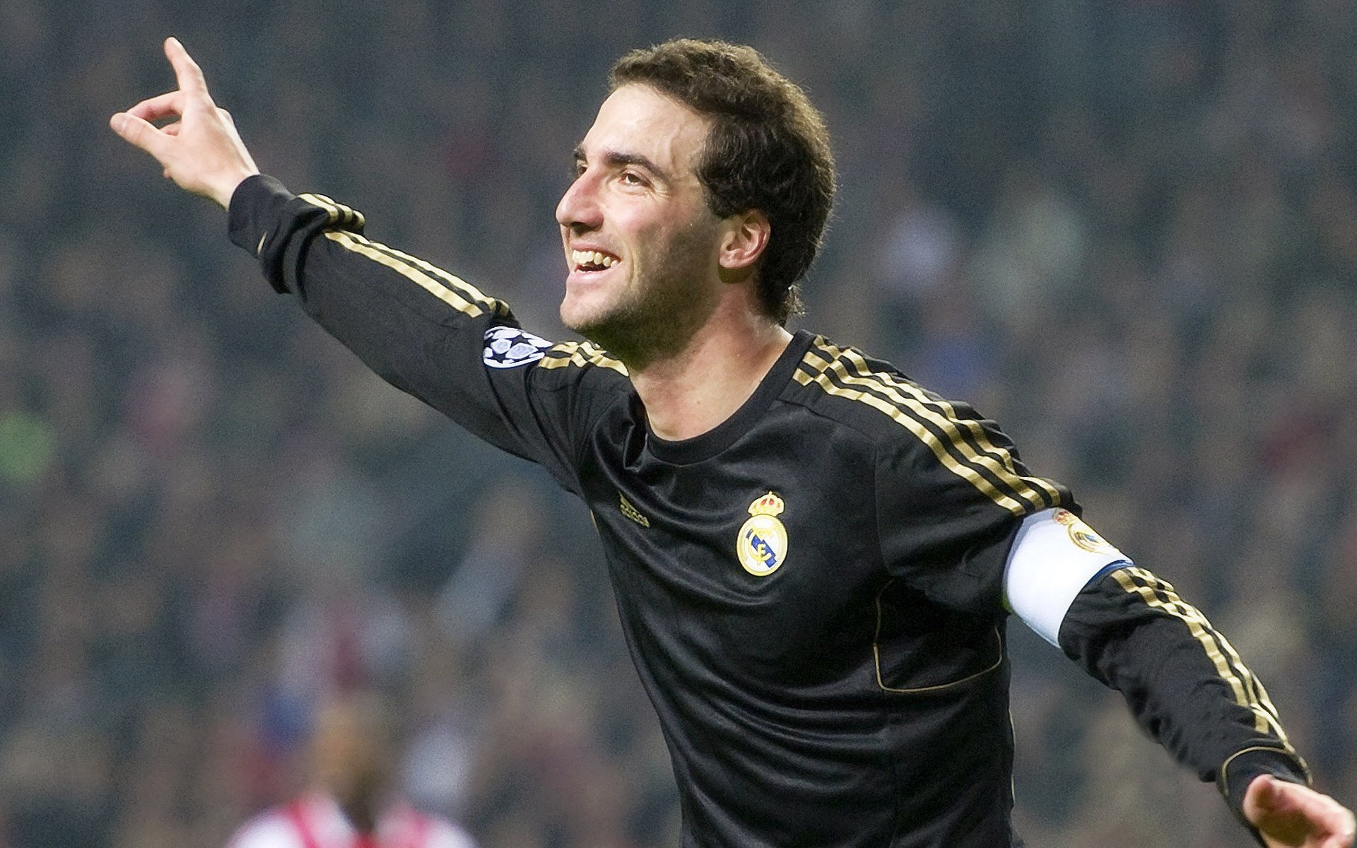 广场舞服饰市场需求增长，广场舞市场分析